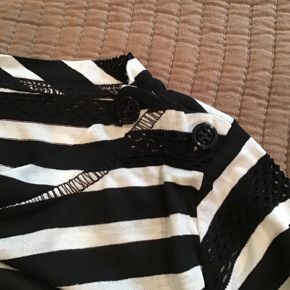 Intrend Black & White Striped Top 3/4 Sleeves L - Picture 8 of 8